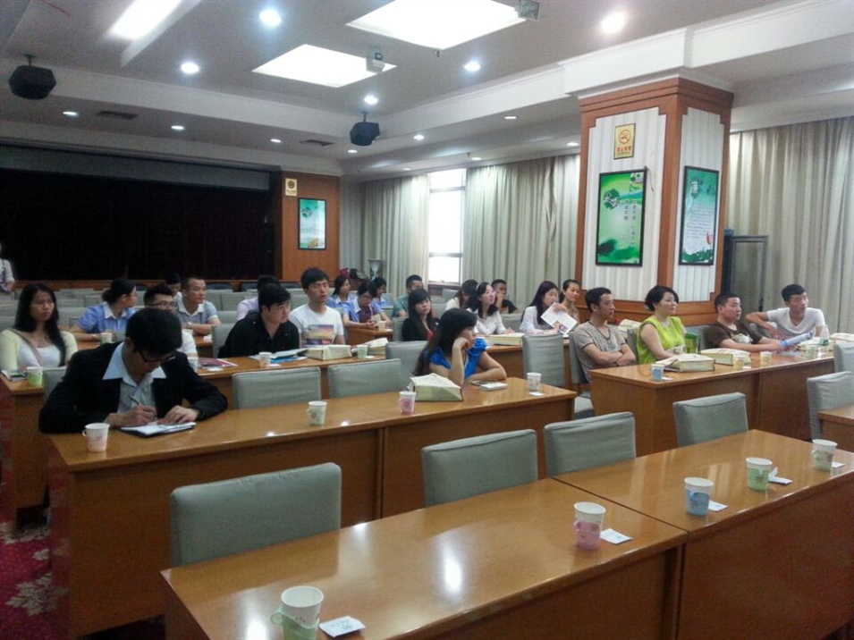 歐美同學(xué)會現(xiàn)場分享交流